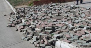 Демонтаж тротуарной плитки Донецк, цена от 2999 руб.